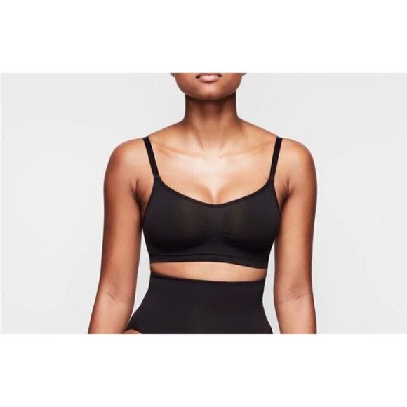 NWT Skims seamless Sculpt Bralette Small - Picture 8 of 10